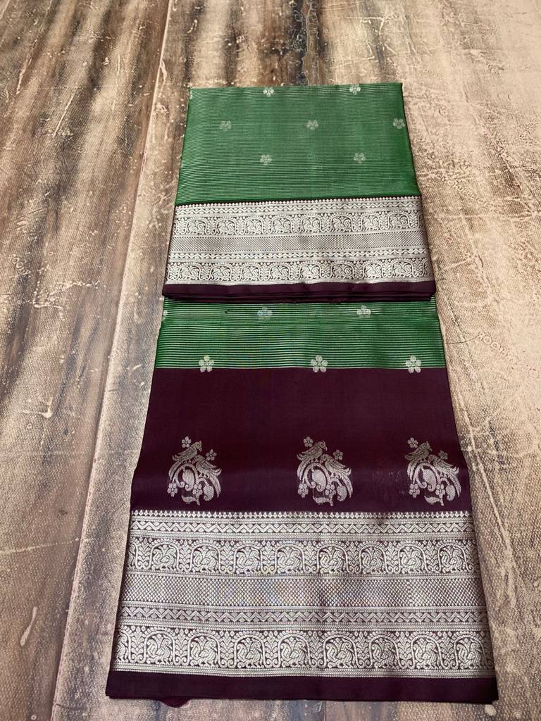 Green with Chocolate Border Pure Venkatagiri Pattu Saree – Jari Checks Allover