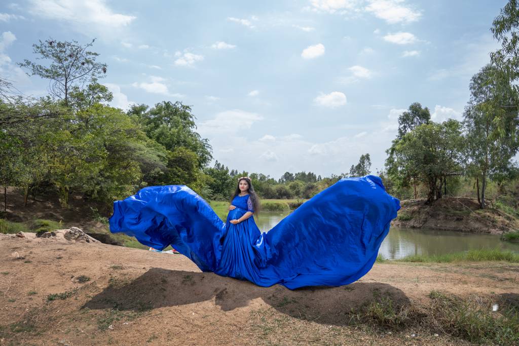 Royal Blue Long Tail Gown